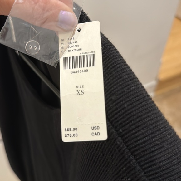 NWT MAEVE by Anthropologie black padded shoulder tank - Picture 3 of 3